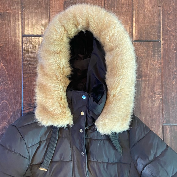 ZARA Black Puffer Jacket - Picture 2 of 4